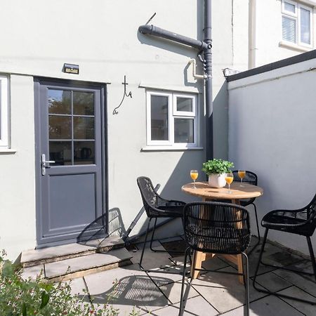 Beautiful Victoria Retreat Cheltenham Exterior foto
